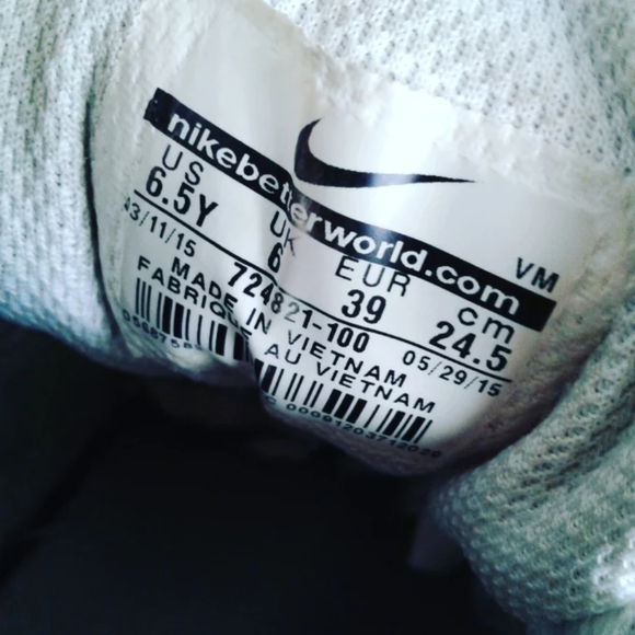 Nike Air Max 90 Ltr Sneaker GS 6.5Y  women's size 8 triple White 724821-100 - Picture 5 of 6